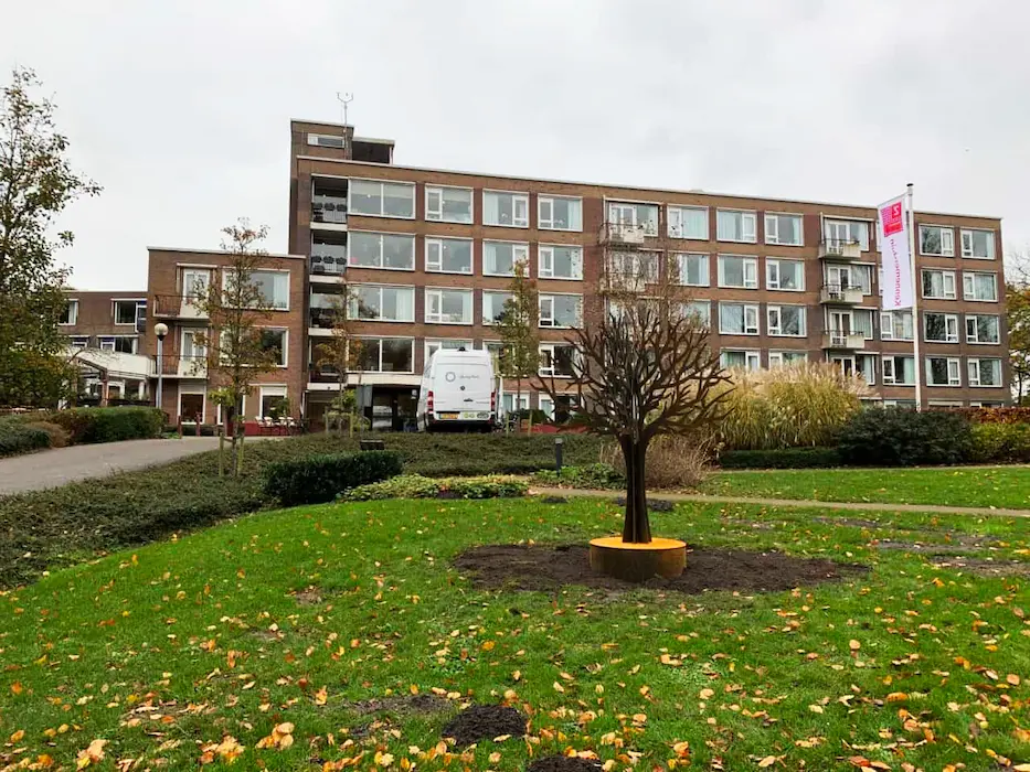 Gedenkboom 220 cm bij Woonzorglocatie Kennemerduin in Heemstede
